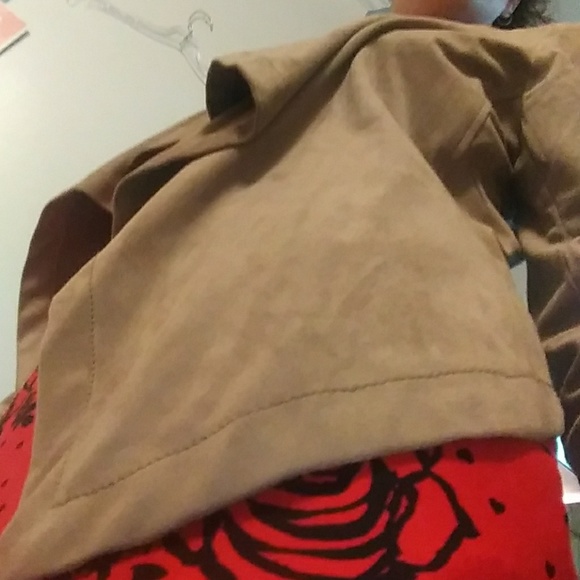 NWT Silky Soft Faux Suede Open Front Blazer - Picture 7 of 8